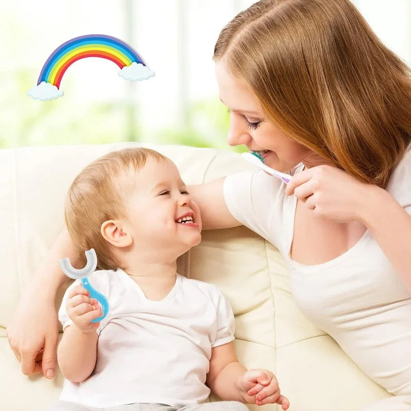 T360™ Kids No-Fuss U-Shaped Toothbrush